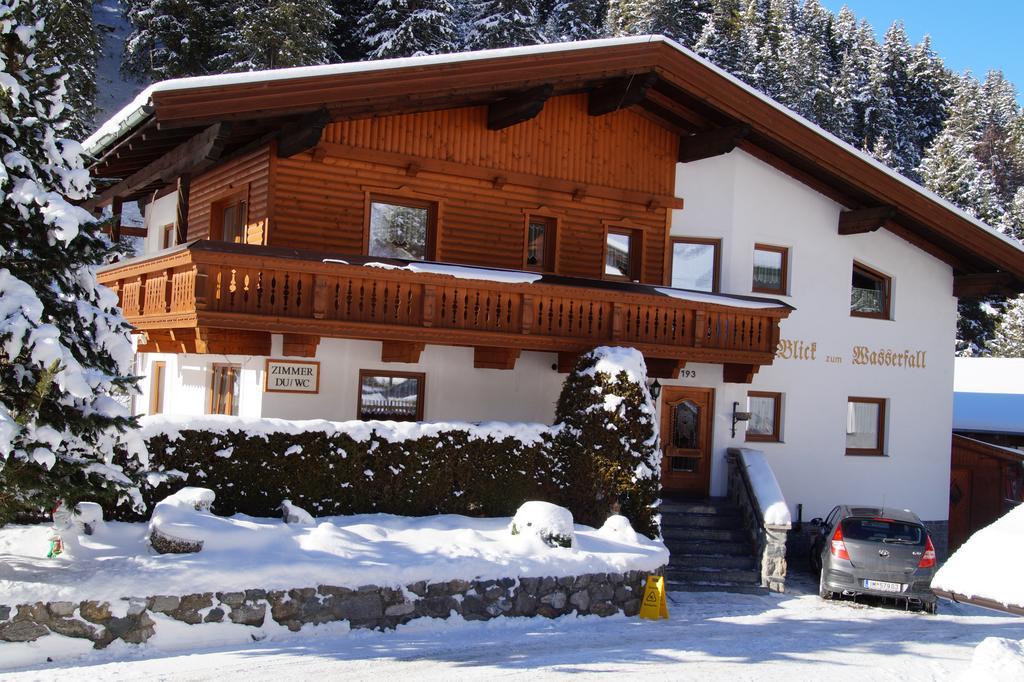 Blick Zum Wasserfall Sankt Leonhard im Pitztal Exterior foto